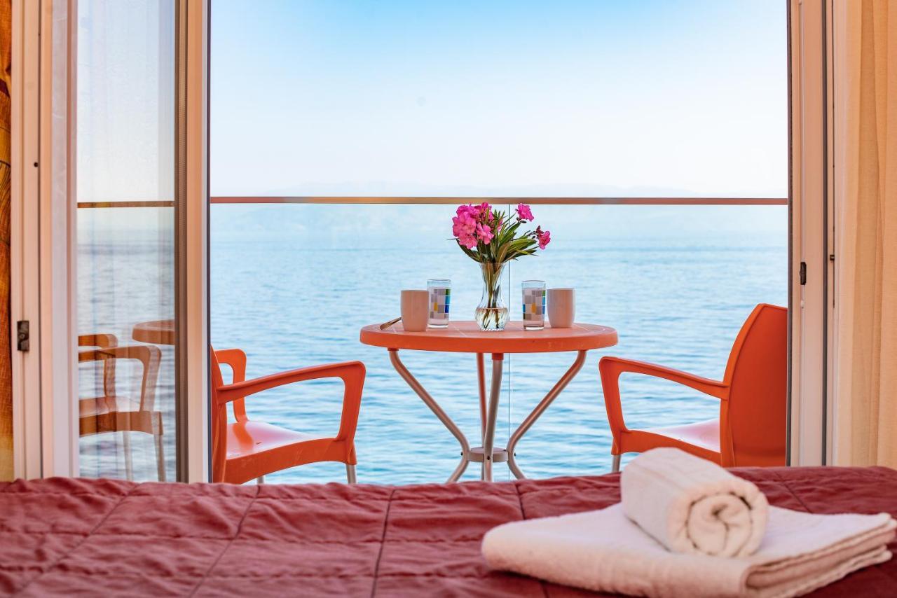 Corfu Maris Hotel Benitses  Exterior photo